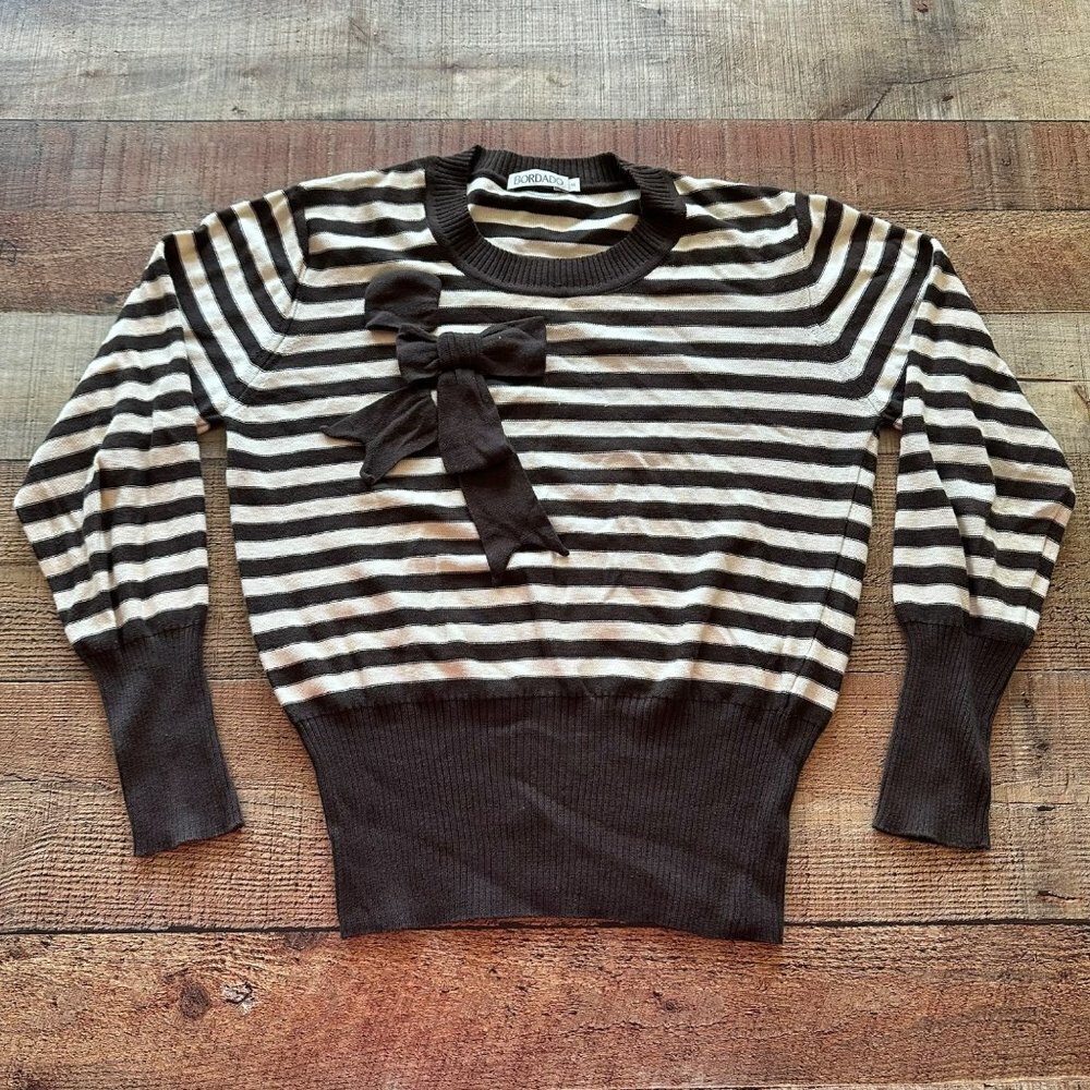 Bordado Brown and white striped sweater top with bow women's medium